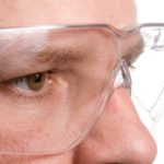 Mais de 150 mil acidentes oculares são registrados por ano